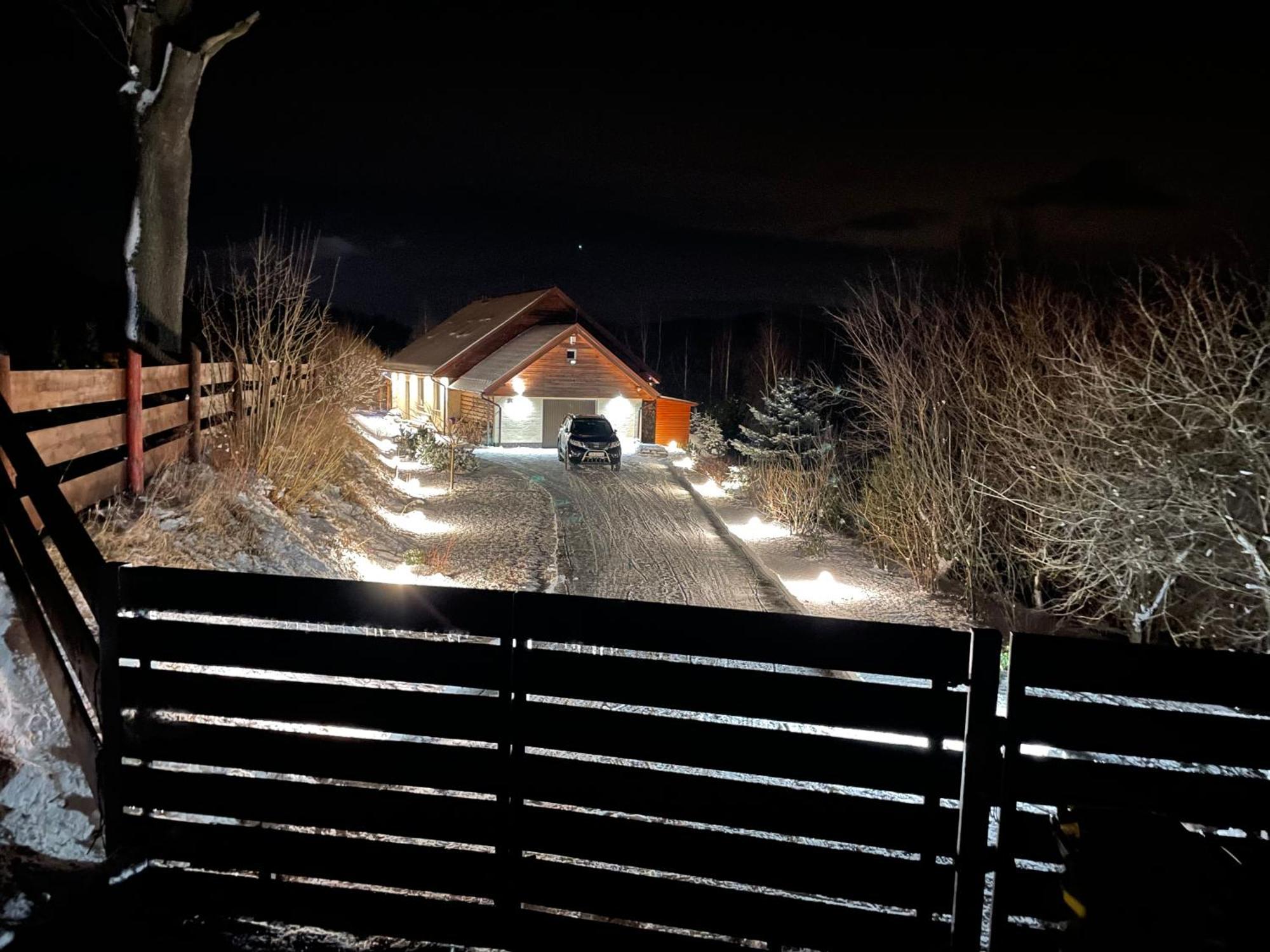 Bukowka Dom Caloroczny W Gorach Nad Jeziorem *